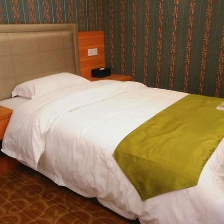 Shell Shanghai Pudong Xin District Huanglou Town Furong Road Bagian luar foto
