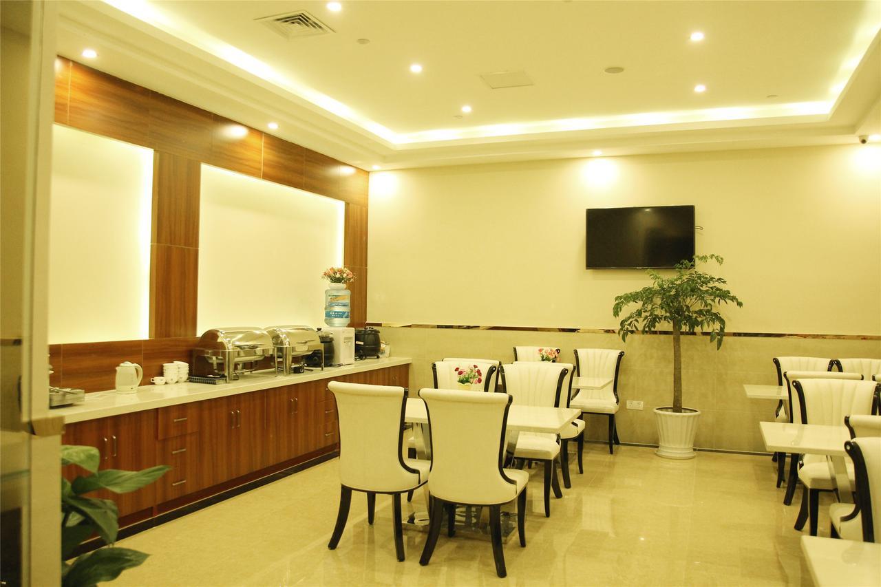 Shell Shanghai Pudong Xin District Huanglou Town Furong Road Bagian luar foto